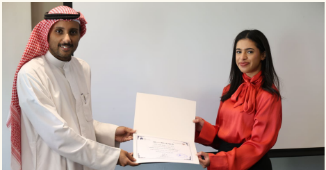 مركز التدريب ينفـذ برنامج ً ـا تـدريبيا لتعزيـز النزاهـة ومكافحـة الفسـاد الإداري والمالي بالتعاون مع وزارة التجارة والصناعة – الكويت